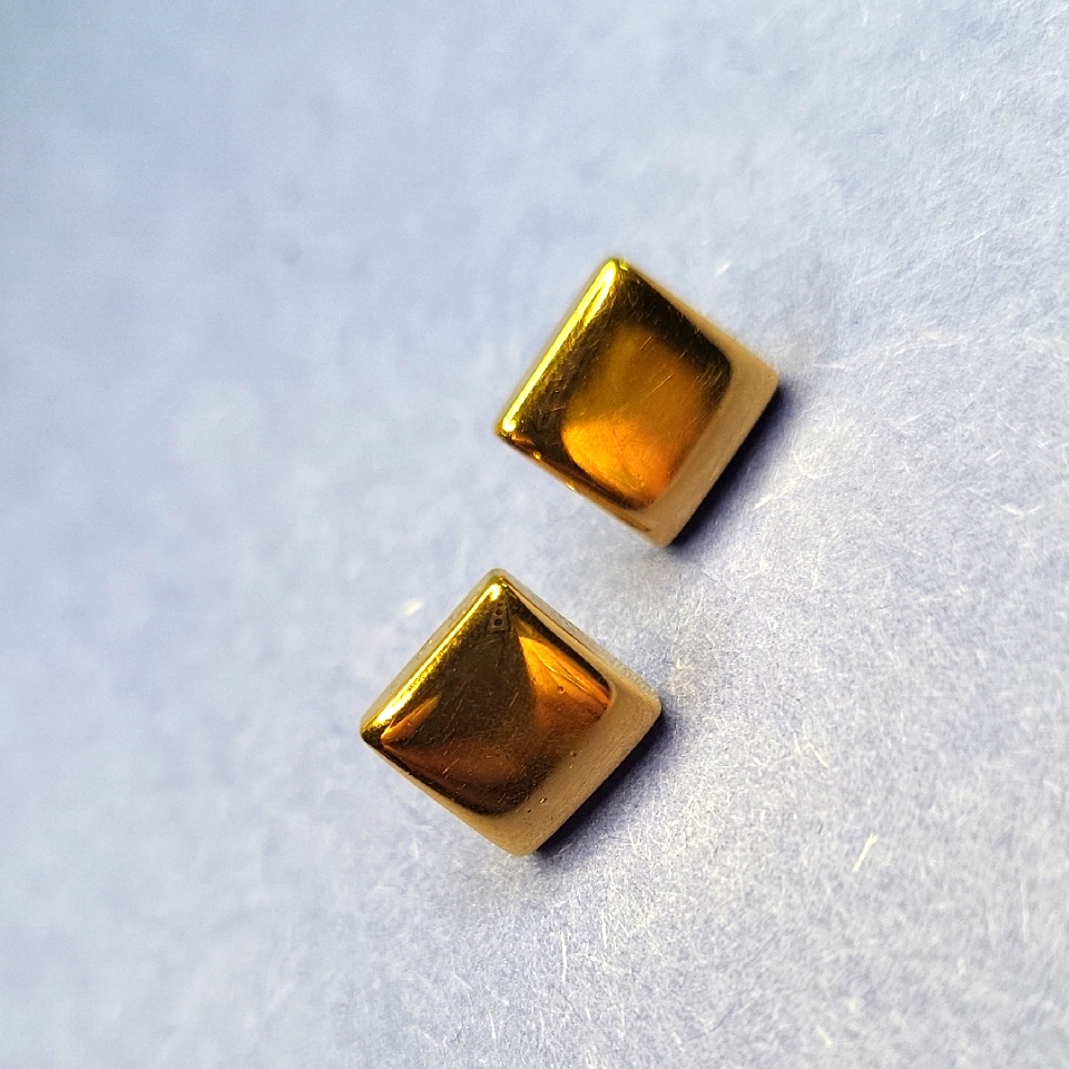 Chic Gold Square Stud Earrings 15$
